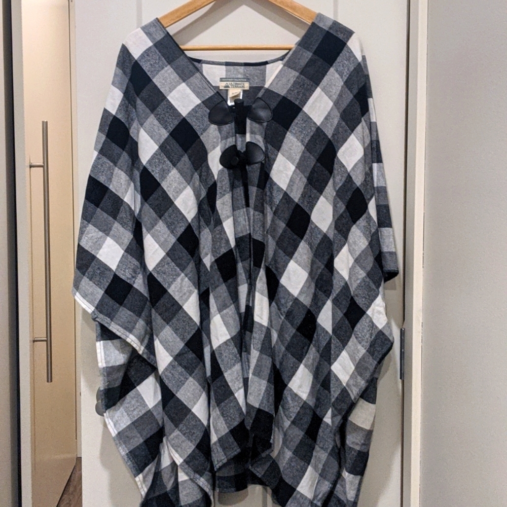 Ultimate terrain 100% cotton poncho